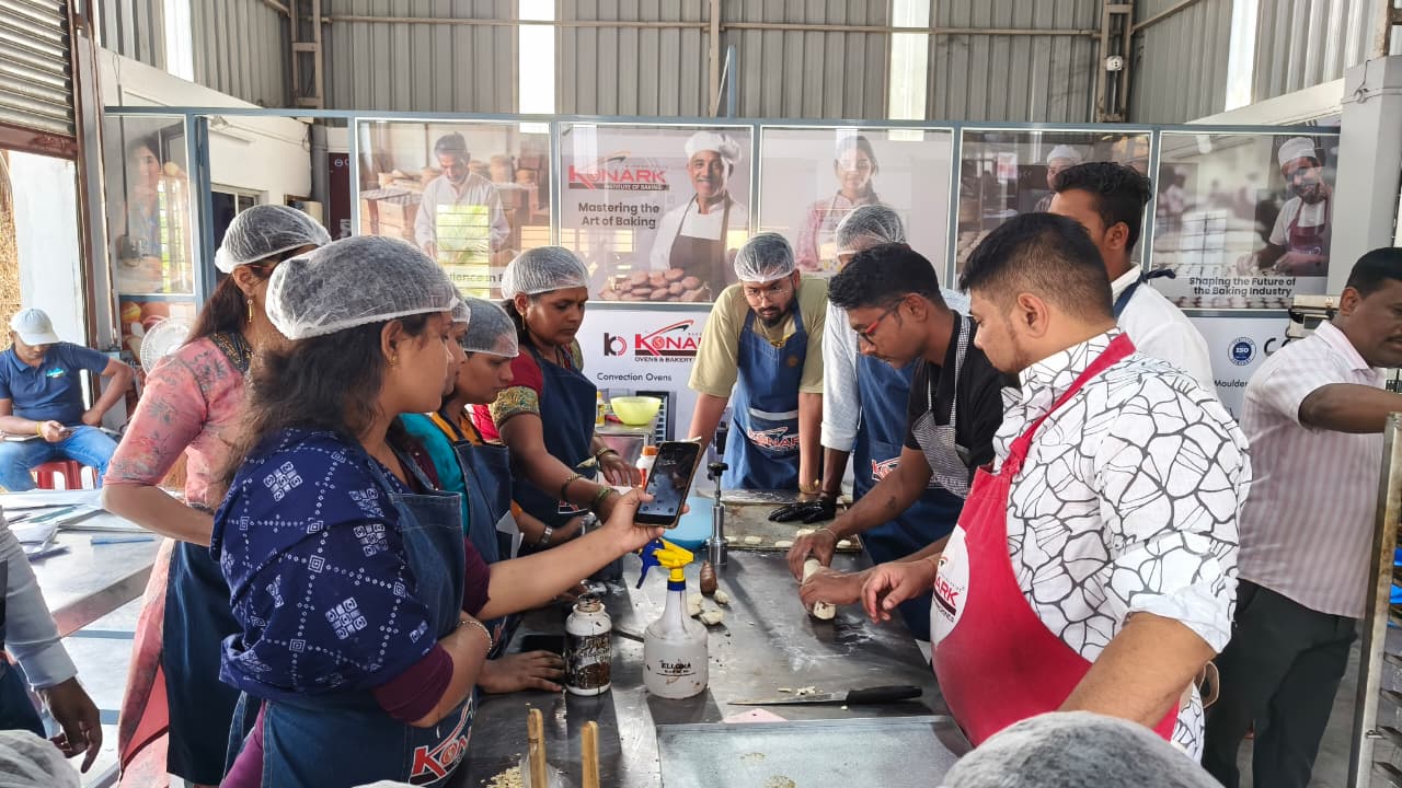 Hands-on rusk and khari baking