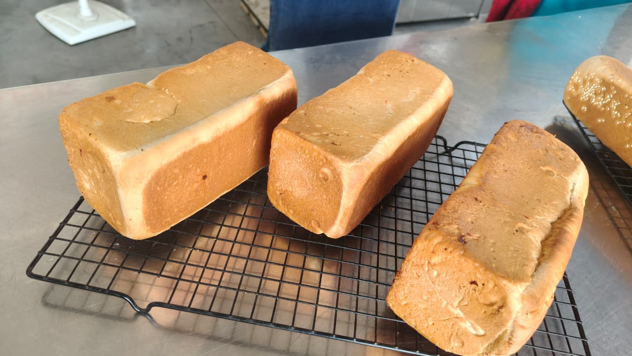 Hands-on rusk and khari baking